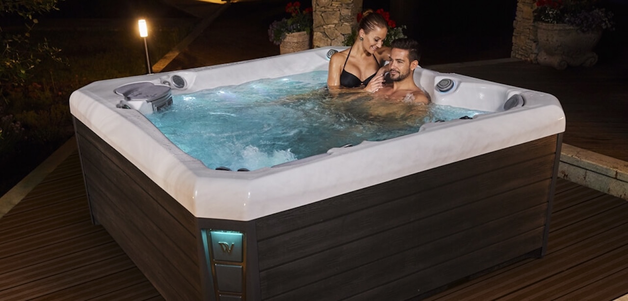 Wellis Palermo Life 5 Personen Premium-Whirlpool 218 × 218 × 90 cm