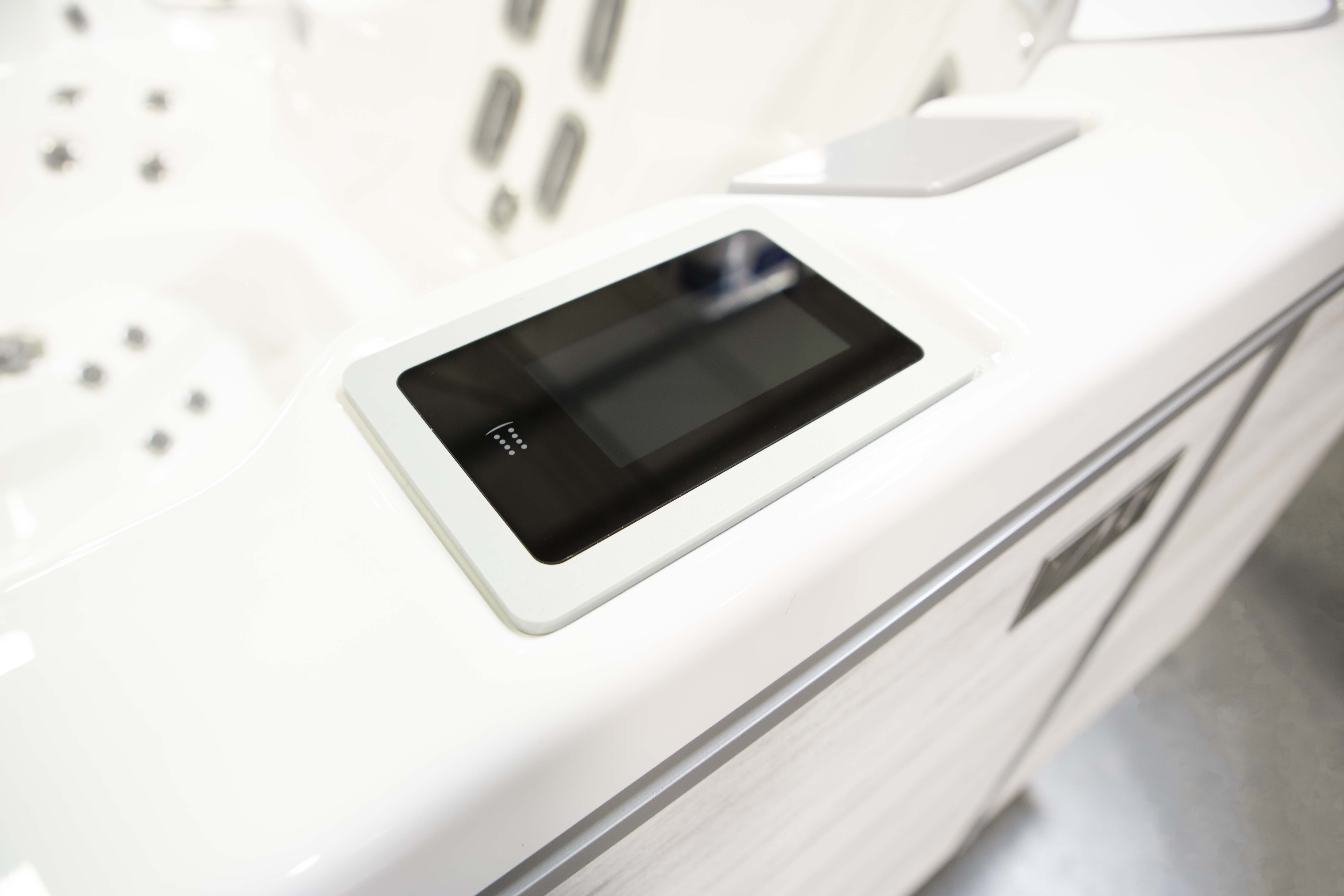 Bullfrogspas M8 Outdoor Whirlpool 239x239x96cm