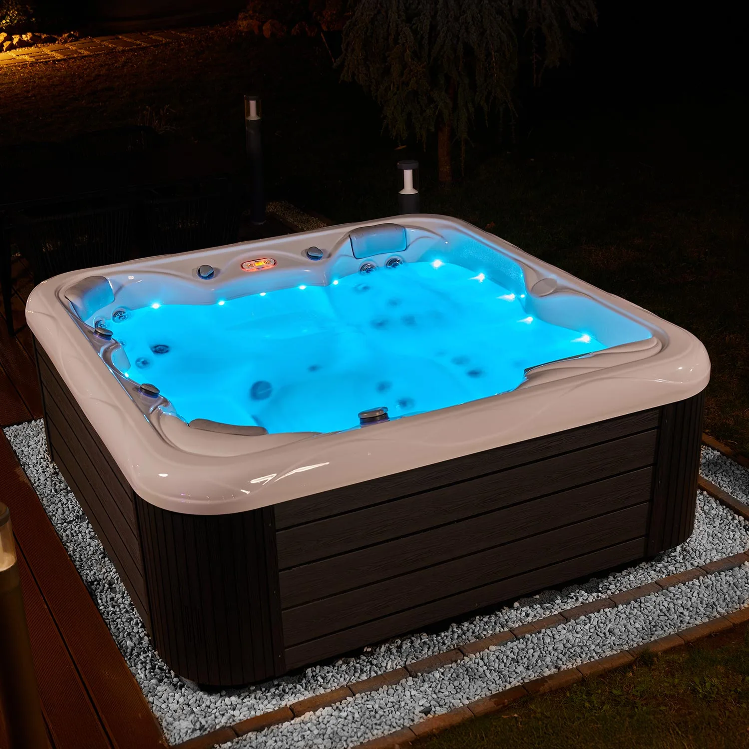 Wellis Whirlpool Venus 215x215x86cm